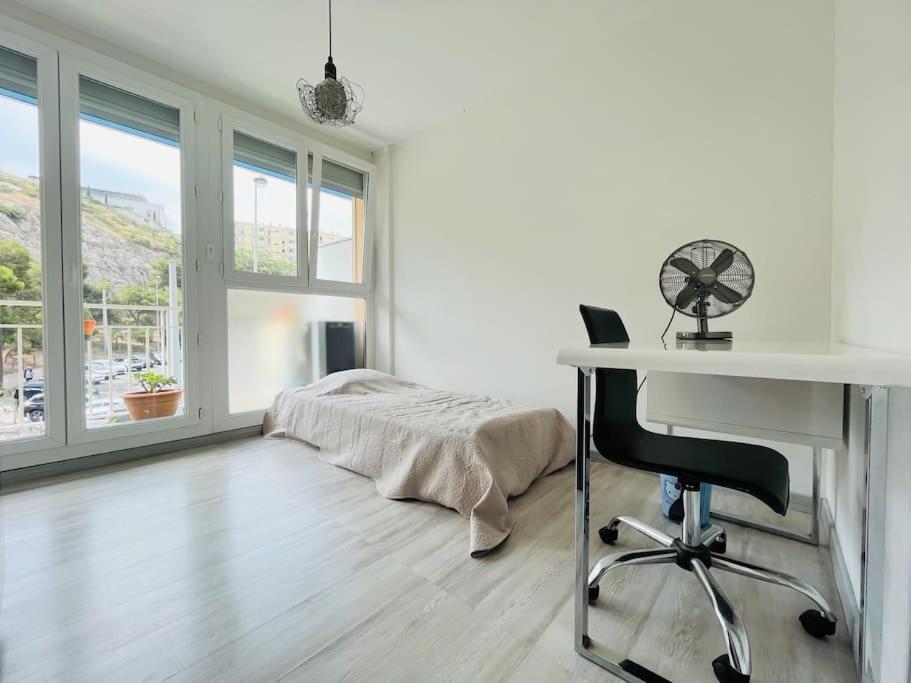 Apartamento Superbe T3 Au Pieds De Notre Dame De La Garde Marsella Exterior foto