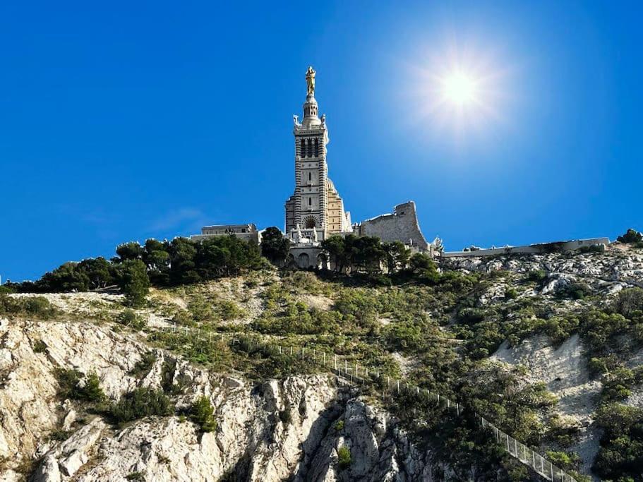 Apartamento Superbe T3 Au Pieds De Notre Dame De La Garde Marsella Exterior foto