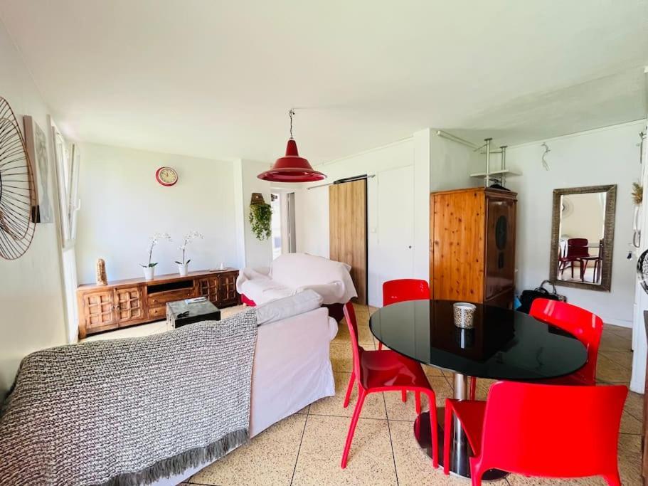 Apartamento Superbe T3 Au Pieds De Notre Dame De La Garde Marsella Exterior foto